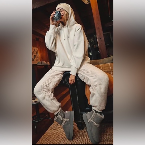 Free People Movement Sundown Fleece Pants Sherpa Zip Elastic Cuffs Ivory